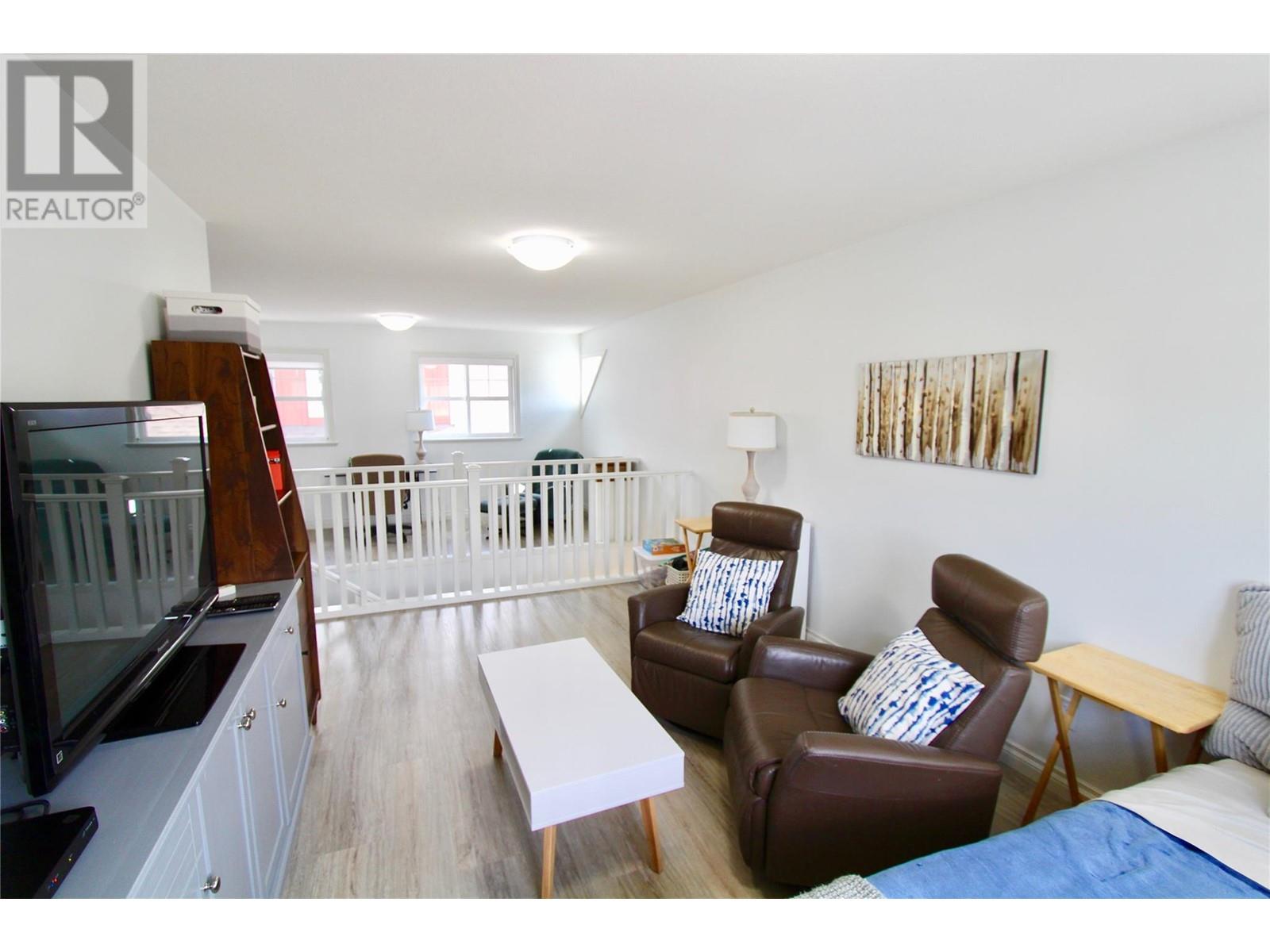 4 2450 Radio Tower Road, Oliver