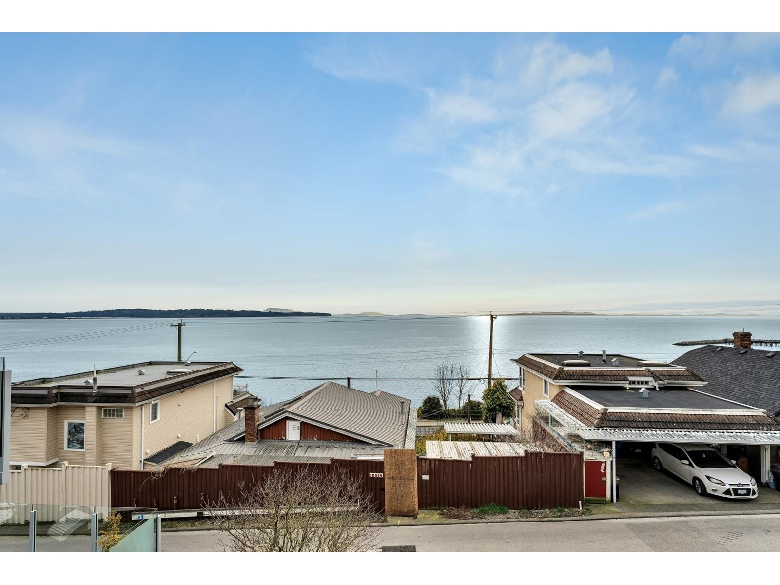 15316 VICTORIA AVENUE, White Rock real estate listing R2964088