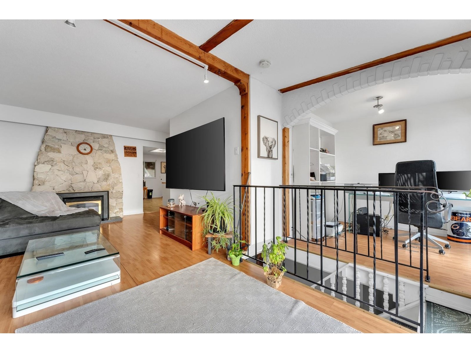 15316 VICTORIA AVENUE, White Rock real estate listing R2964088