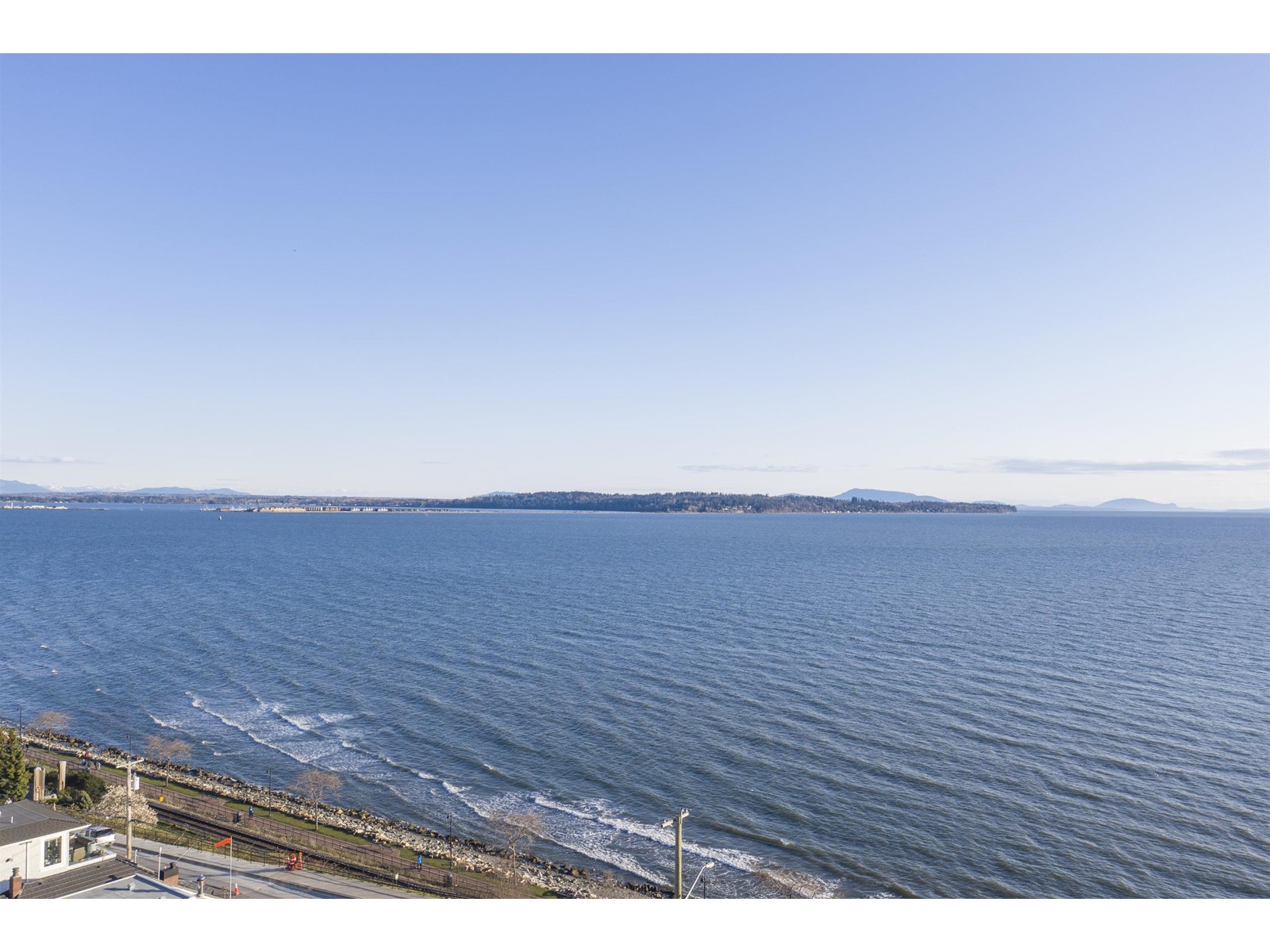 15316 VICTORIA AVENUE, White Rock real estate listing R2964088