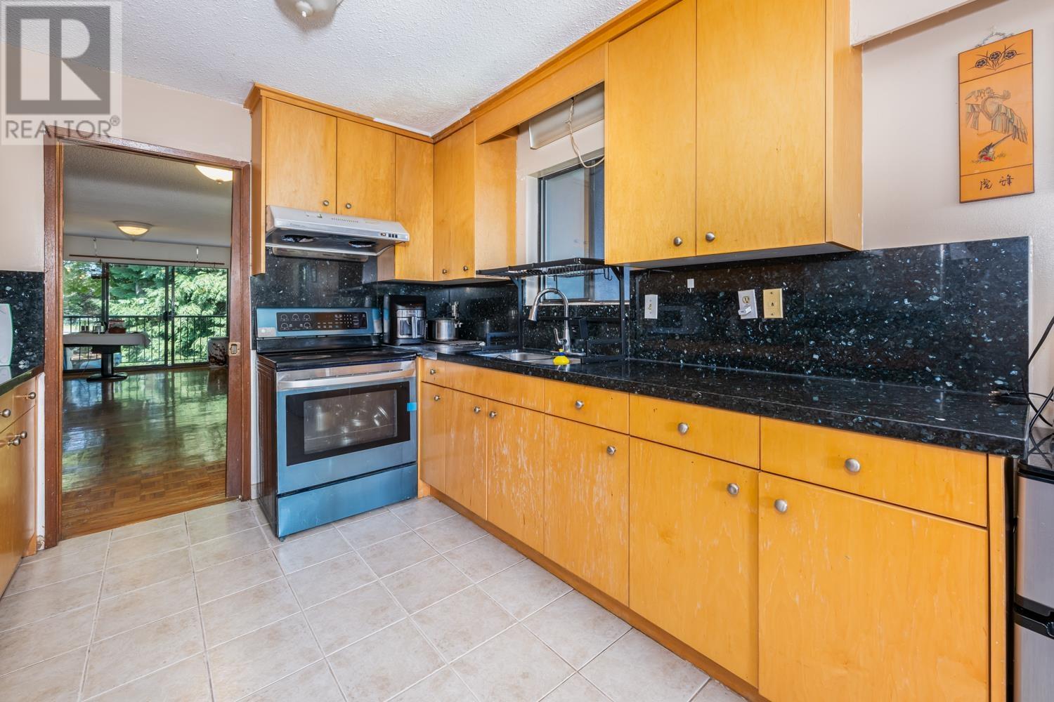 1342 E 10TH AVENUE, Vancouver