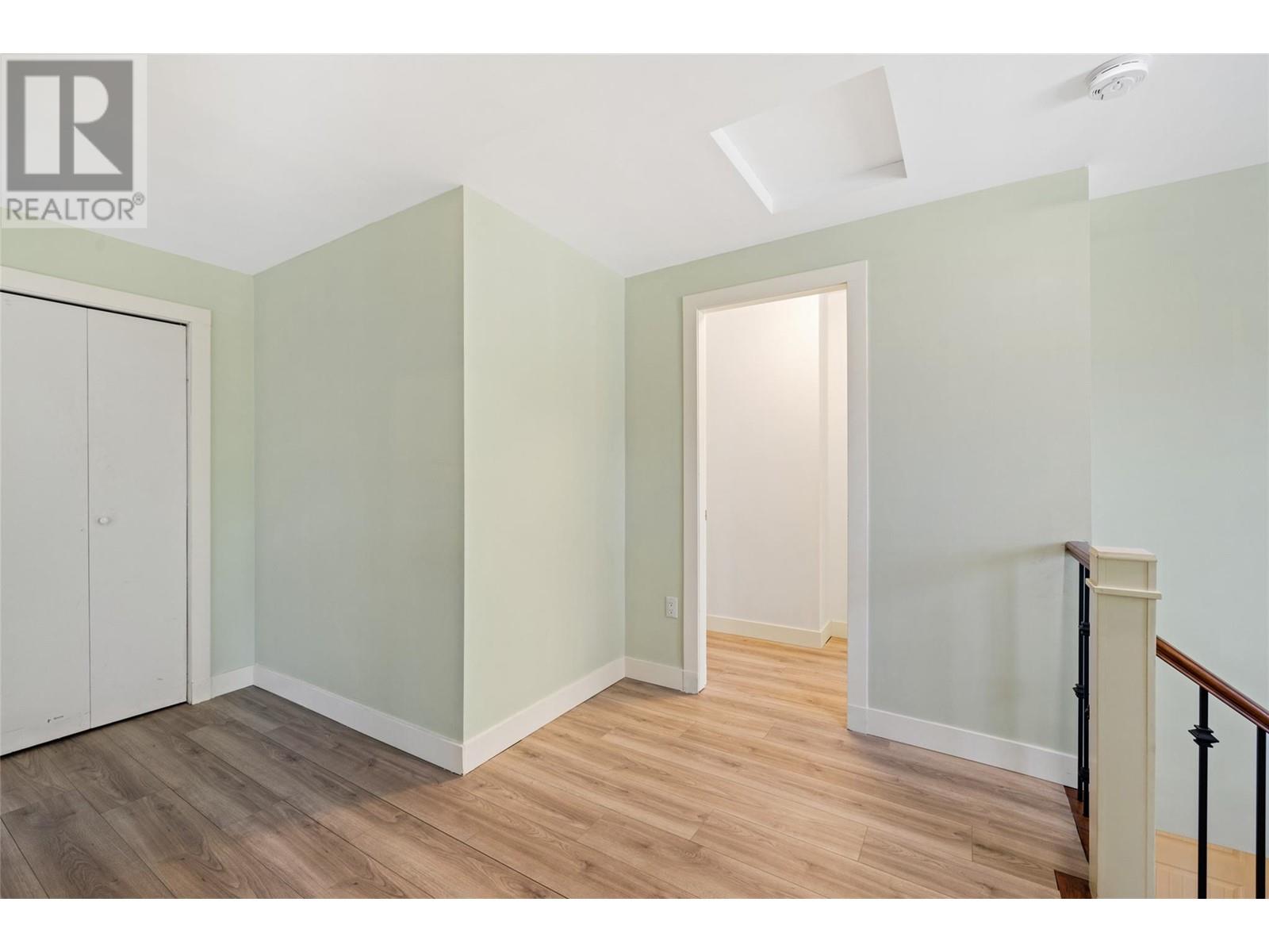 3299 McCulloch Road - 27