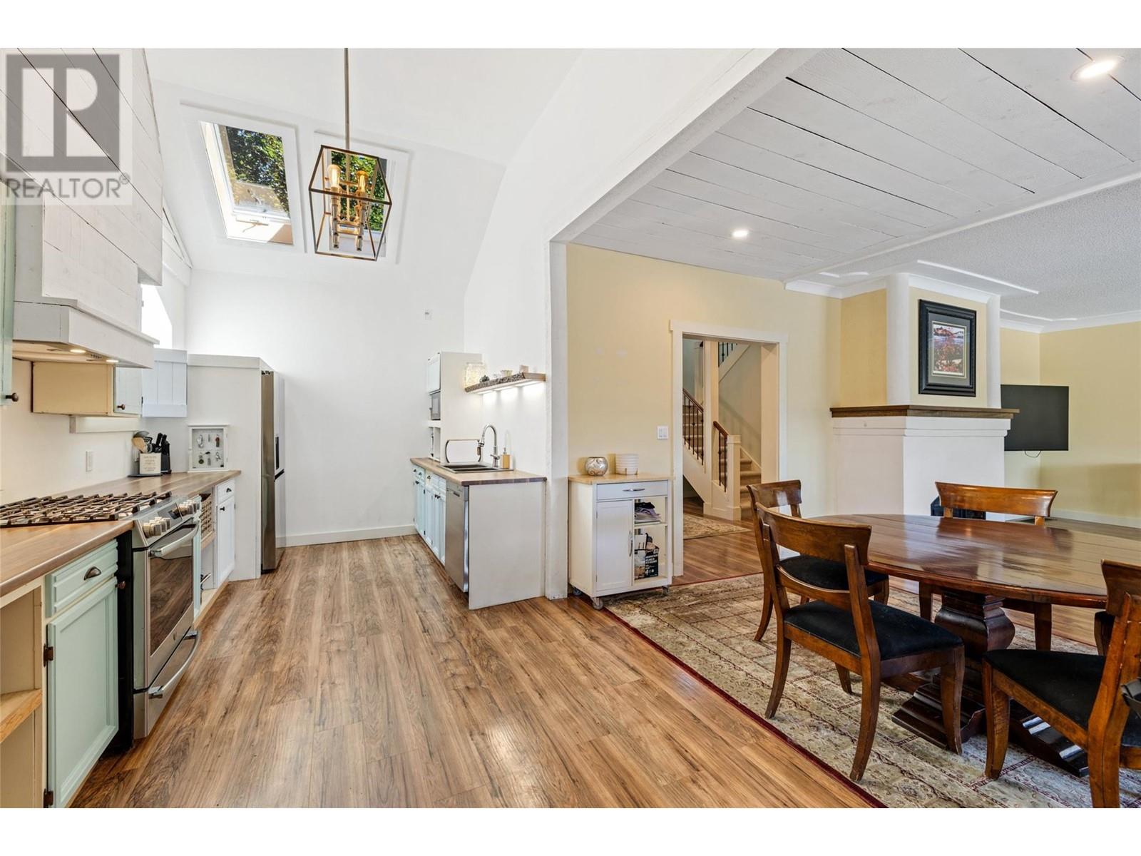 3299 McCulloch Road - 13