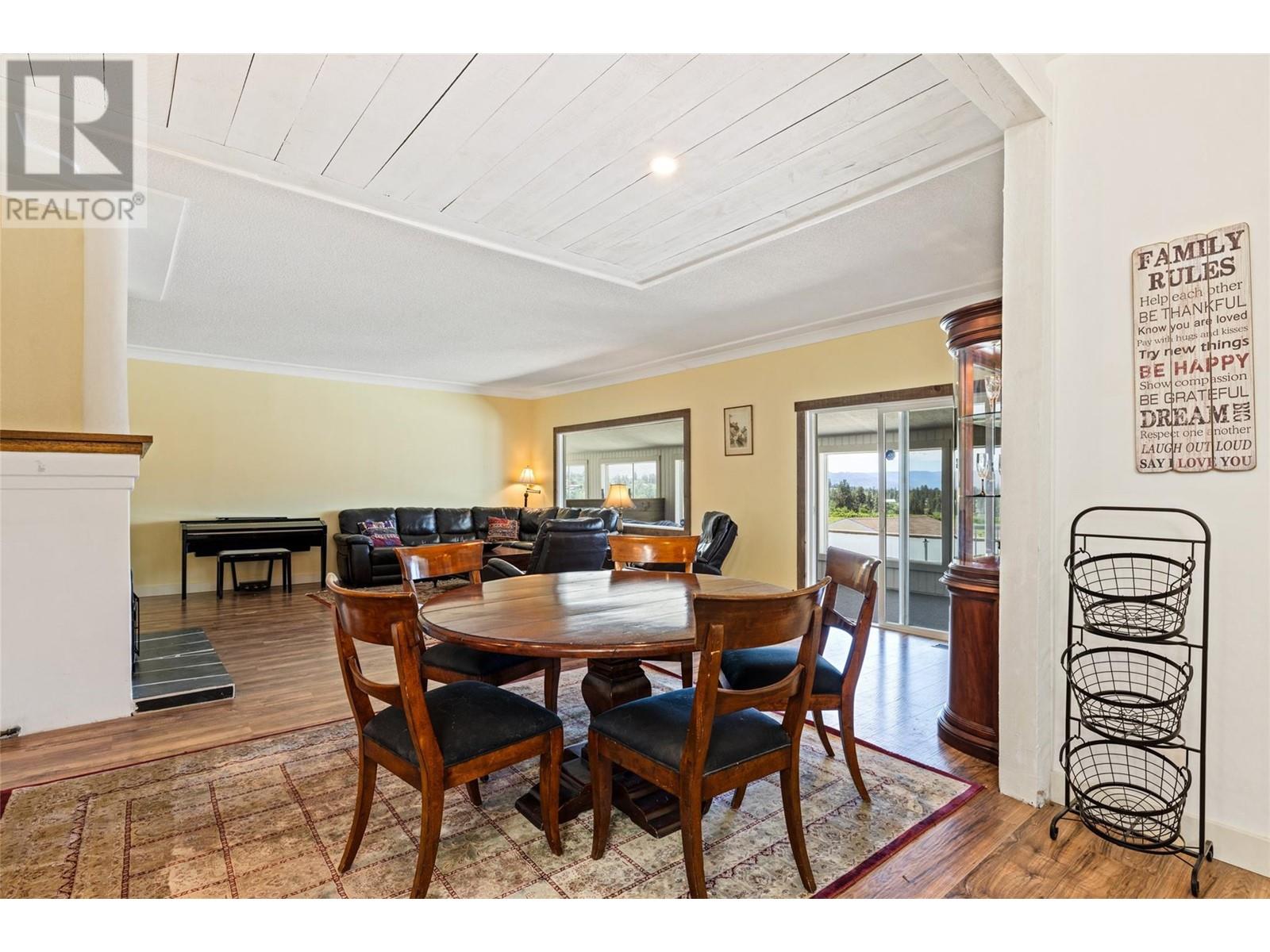 3299 McCulloch Road - 14
