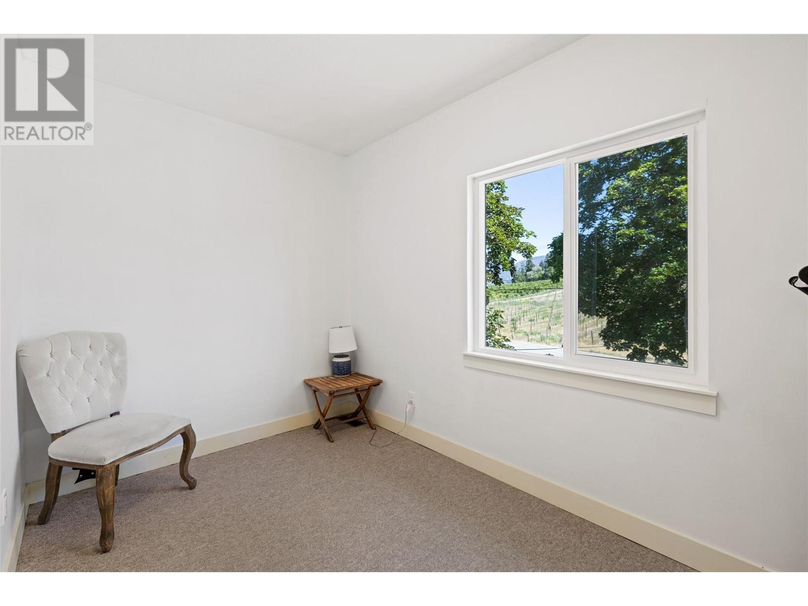 3299 McCulloch Road - 37