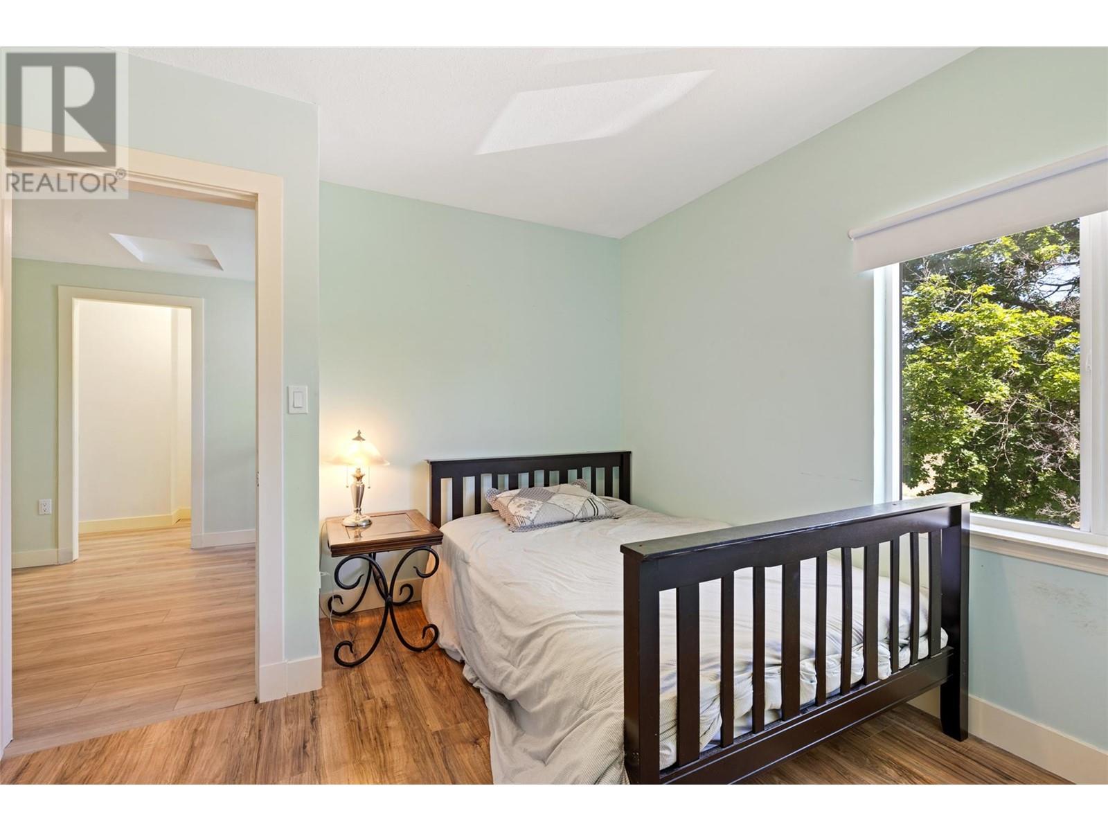 3299 McCulloch Road - 40