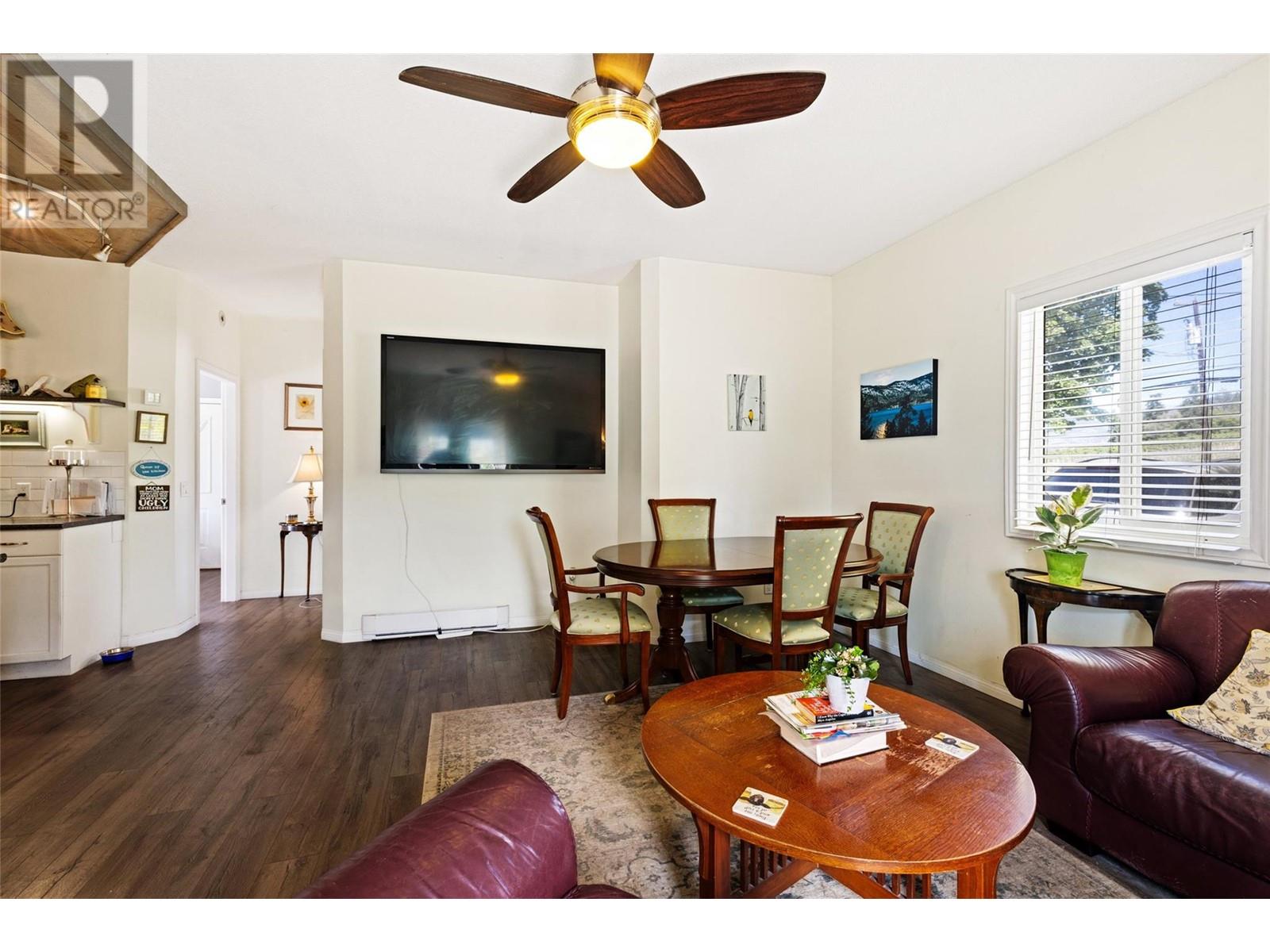3299 McCulloch Road - 51