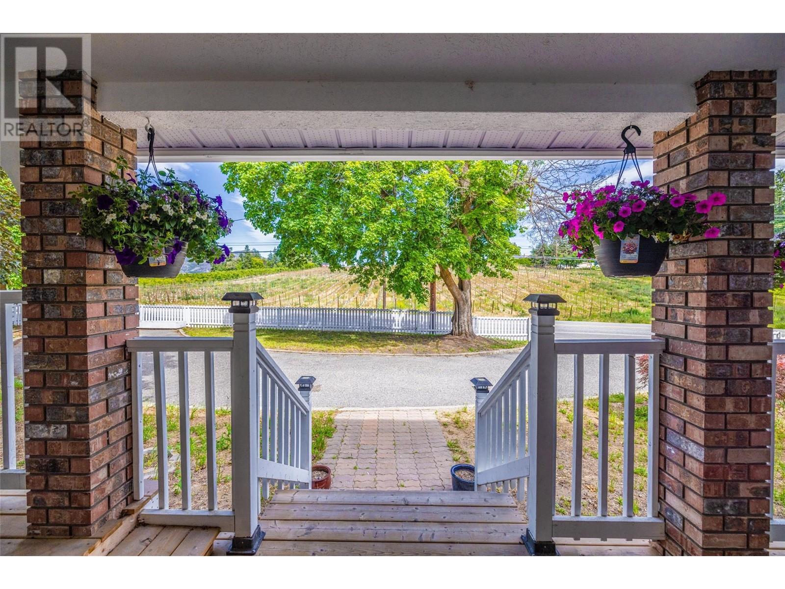 3299 McCulloch Road - 3