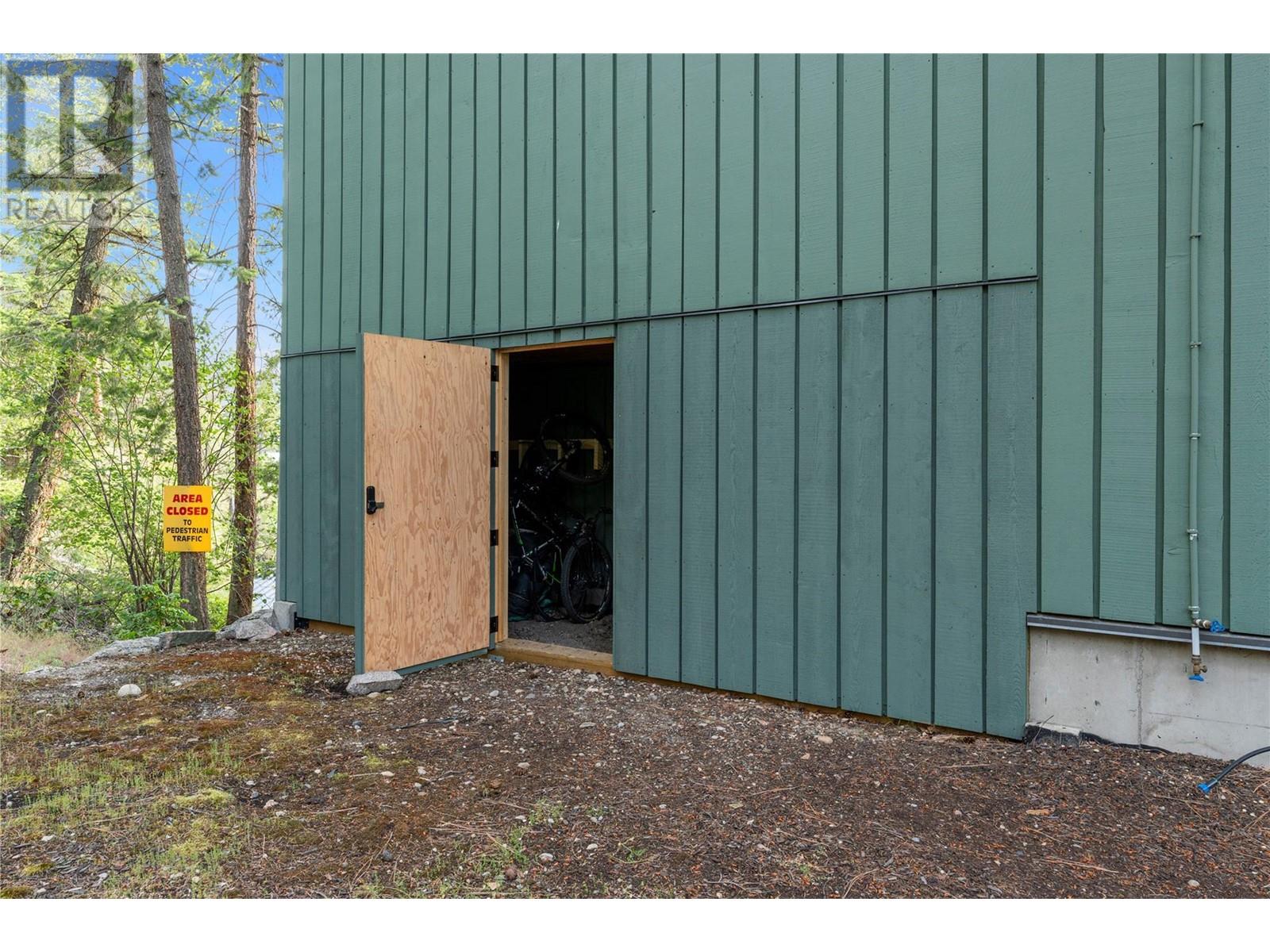 #50 9845 EASTSIDE ROAD - Image 35