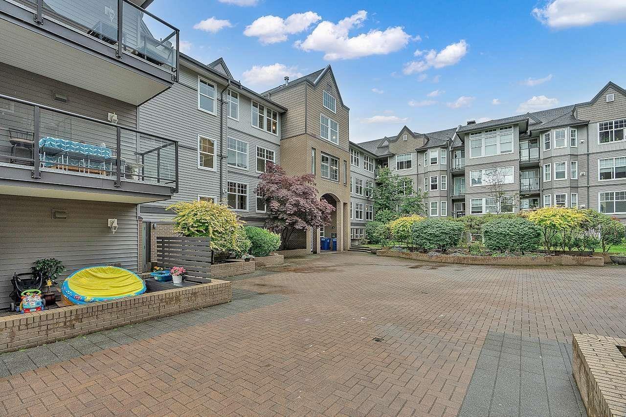 Photo 2 of 416 20200 56 Avenue, Langley BC