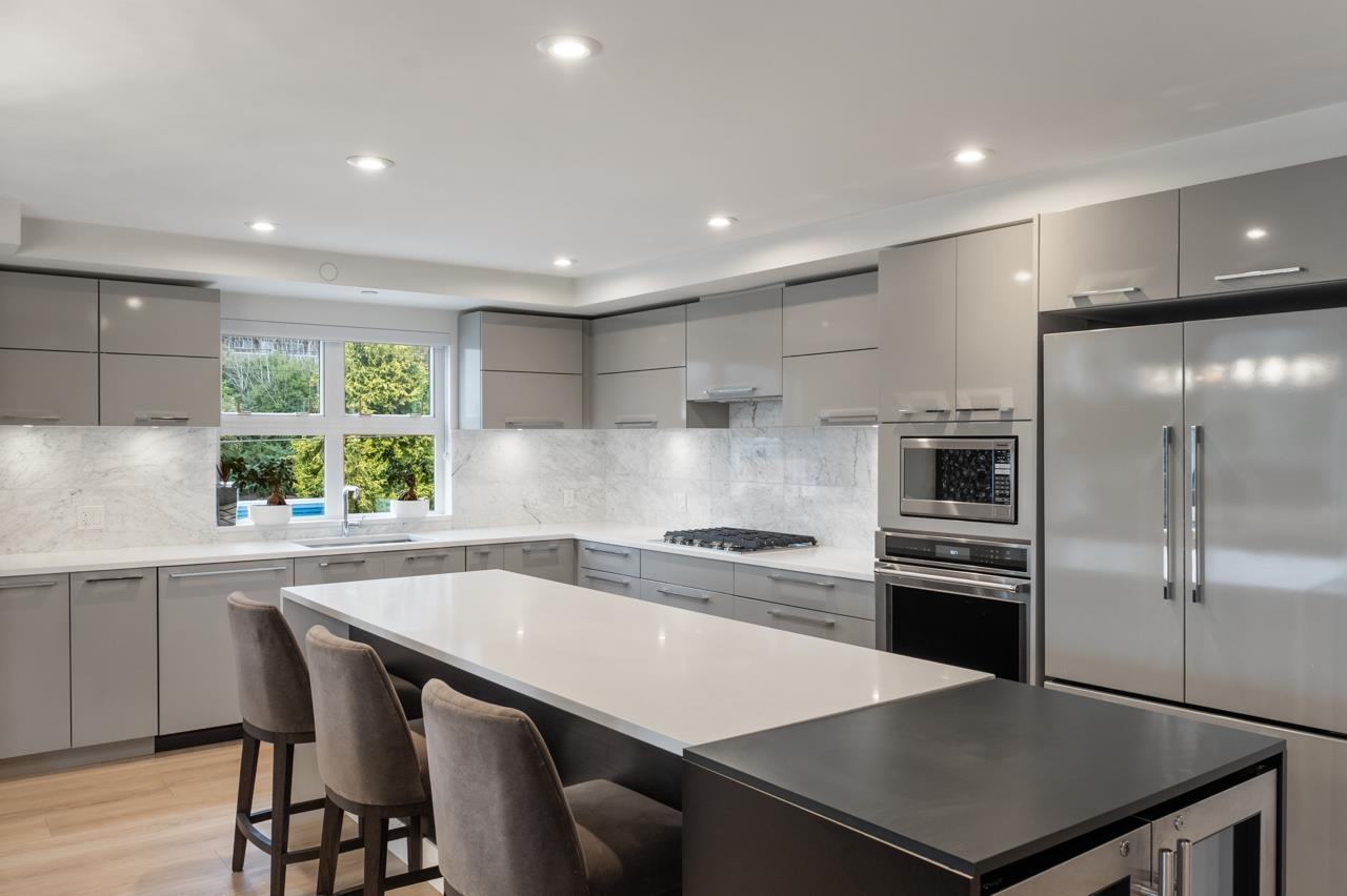 303 1160 OXFORD STREET, White Rock real estate listing R2950674