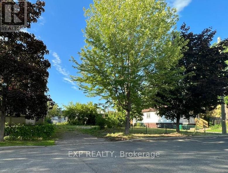 Photo 6 of 191 Heritage Maple Way, Ottawa ON