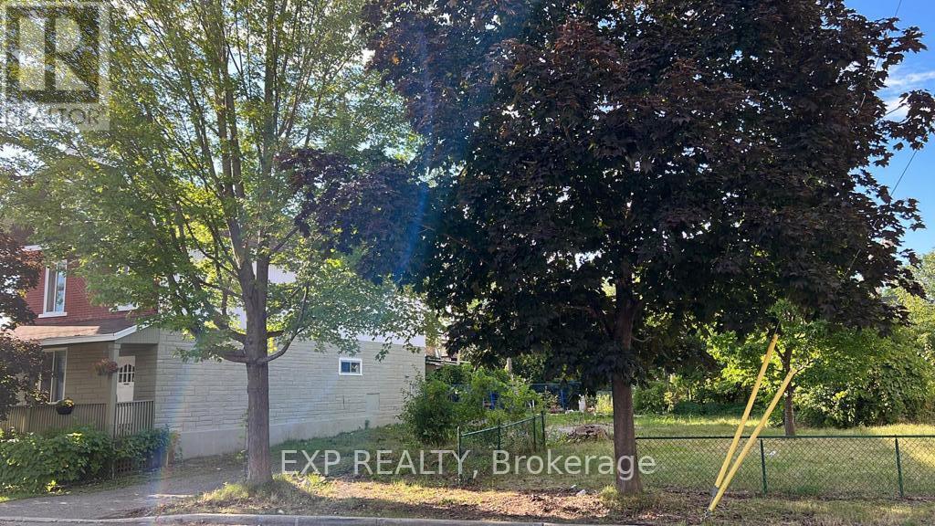 Photo 9 of 191 Heritage Maple Way, Ottawa ON