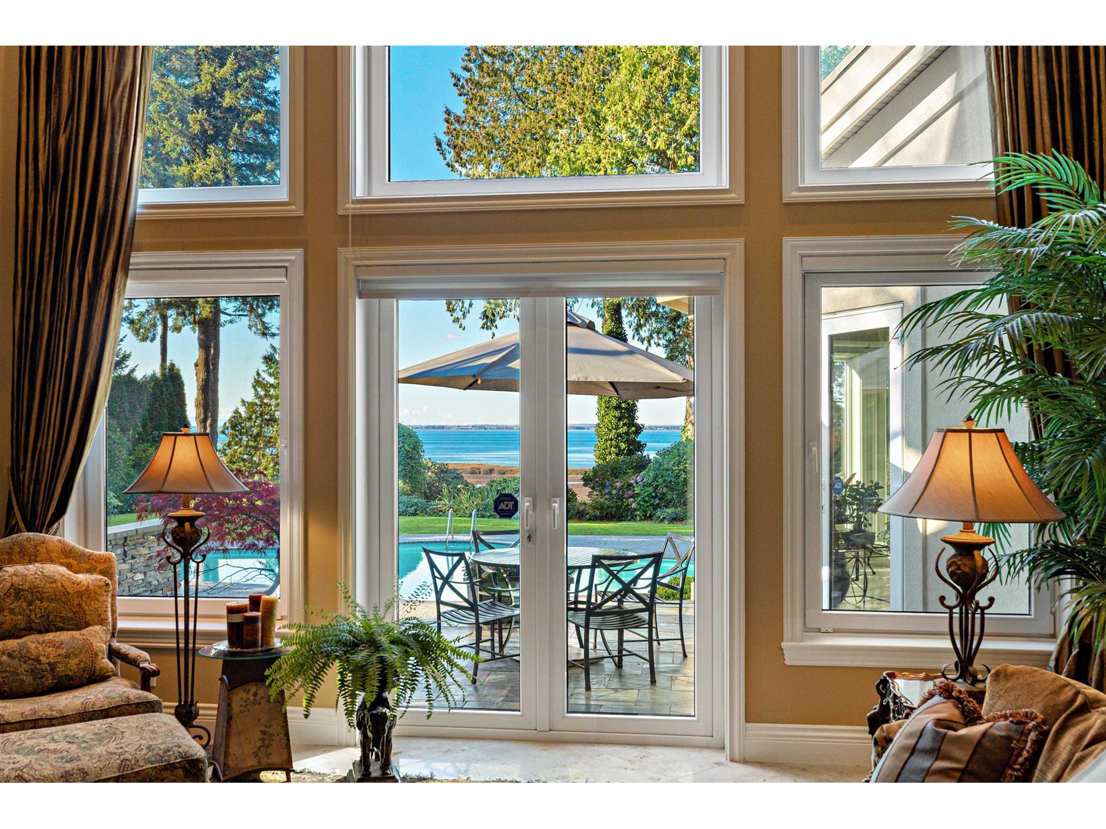 13375 CRESCENT ROAD, Surrey