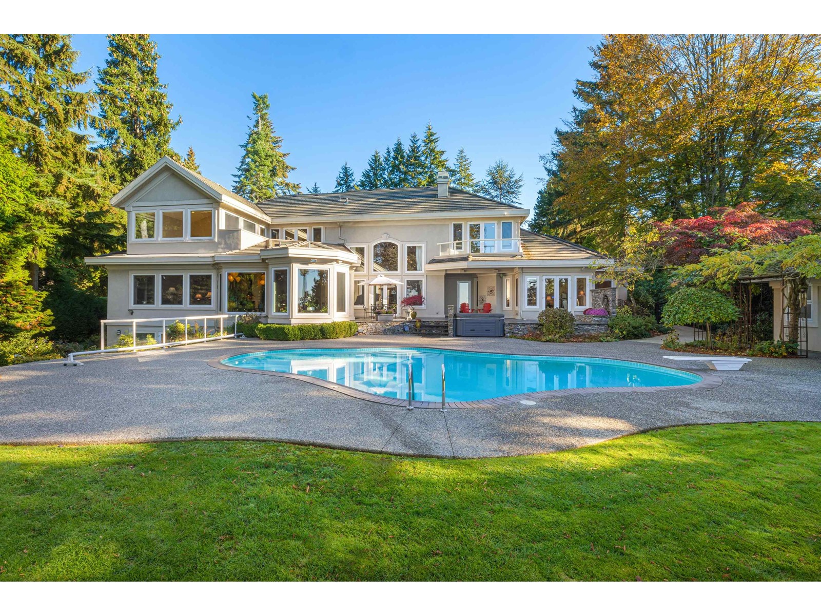 13375 CRESCENT ROAD, Surrey