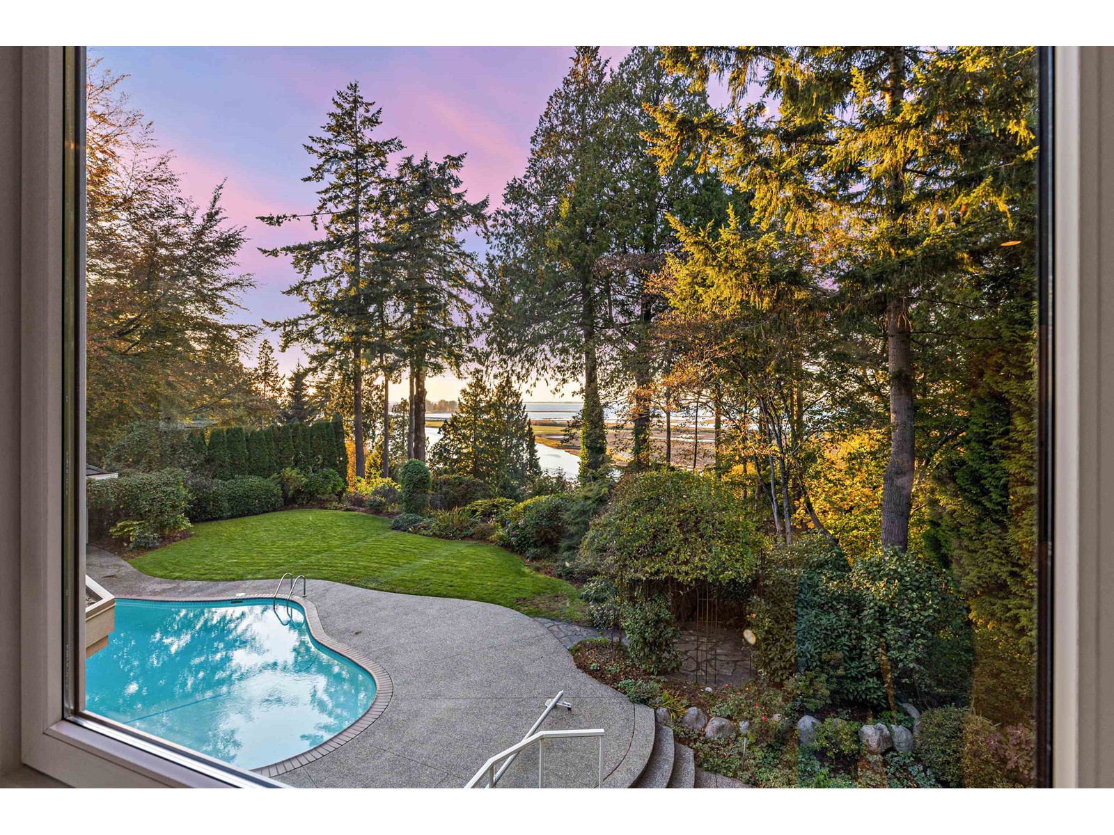 13375 CRESCENT ROAD, Surrey