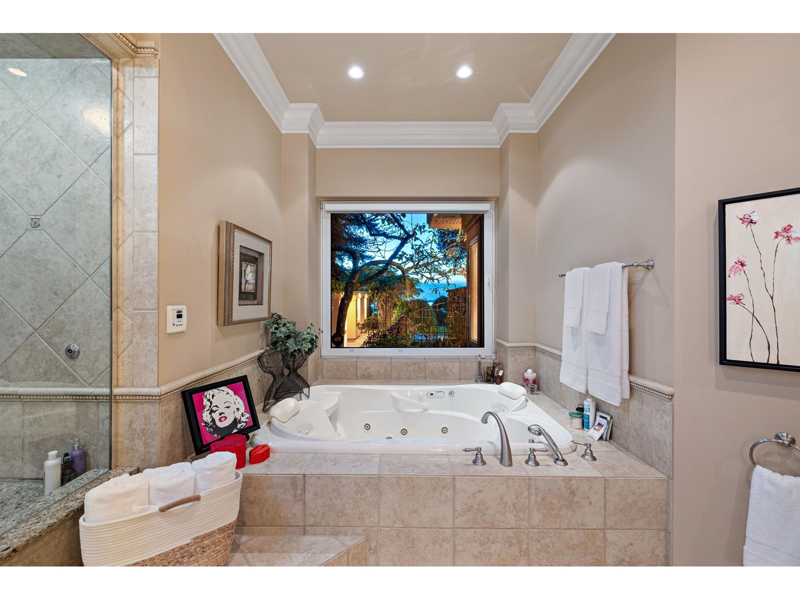 13375 CRESCENT ROAD, Surrey