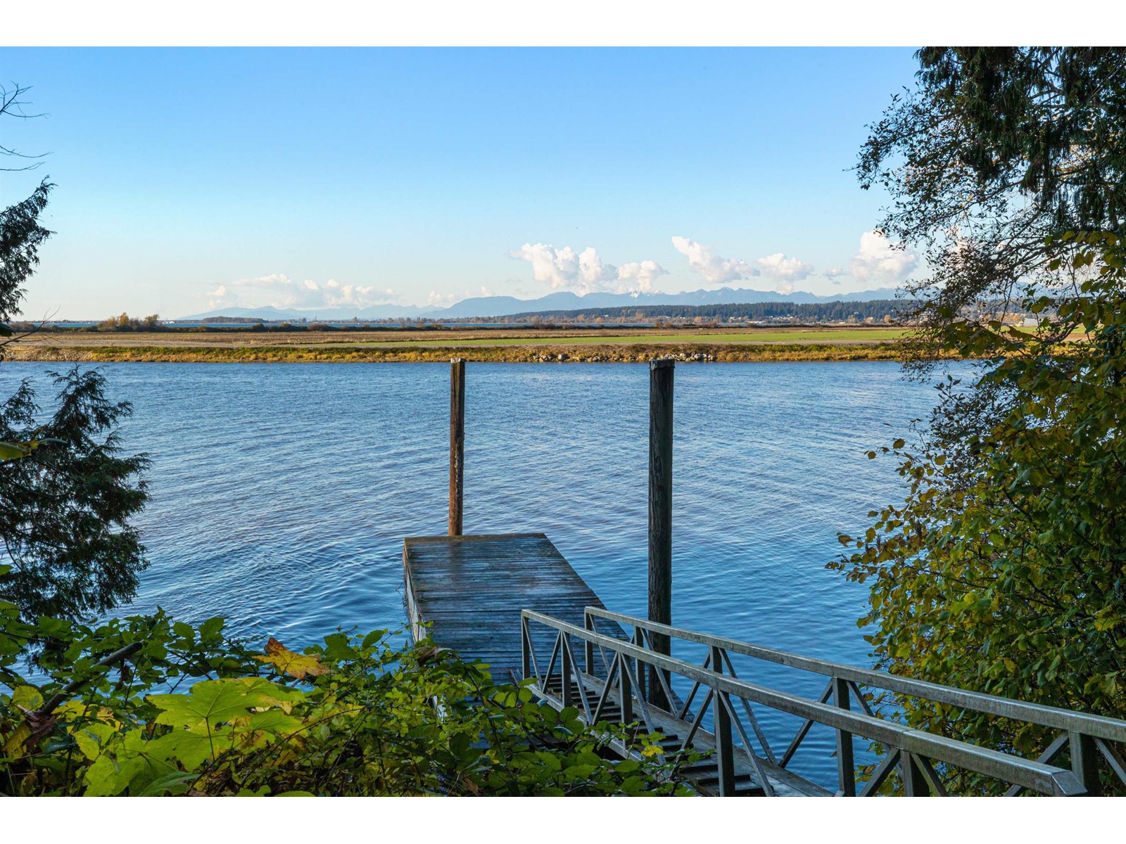 13375 CRESCENT ROAD, Surrey