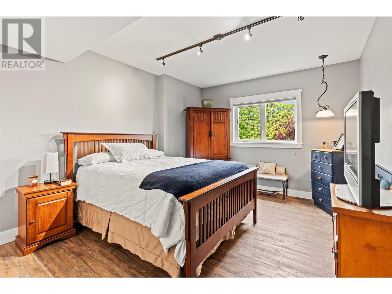 4400 Crystal Drive, Vernon