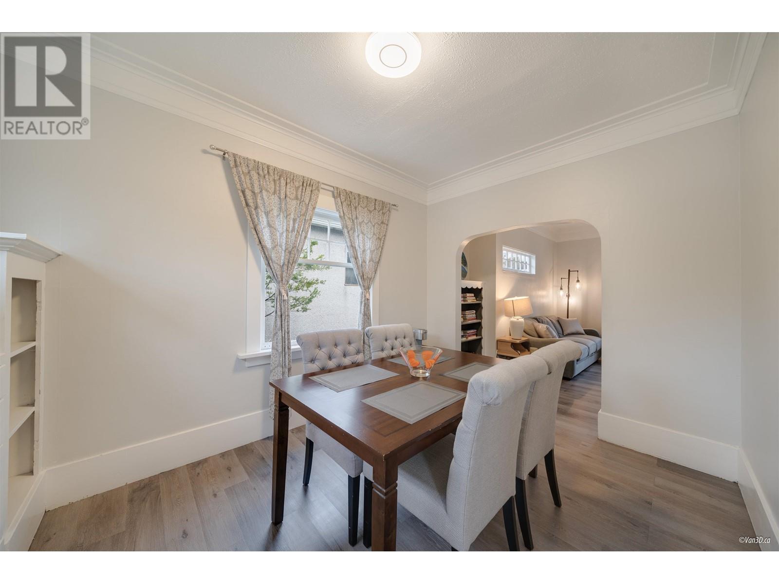 Photo 10 of 3425 W 8th Avenue, Vancouver BC