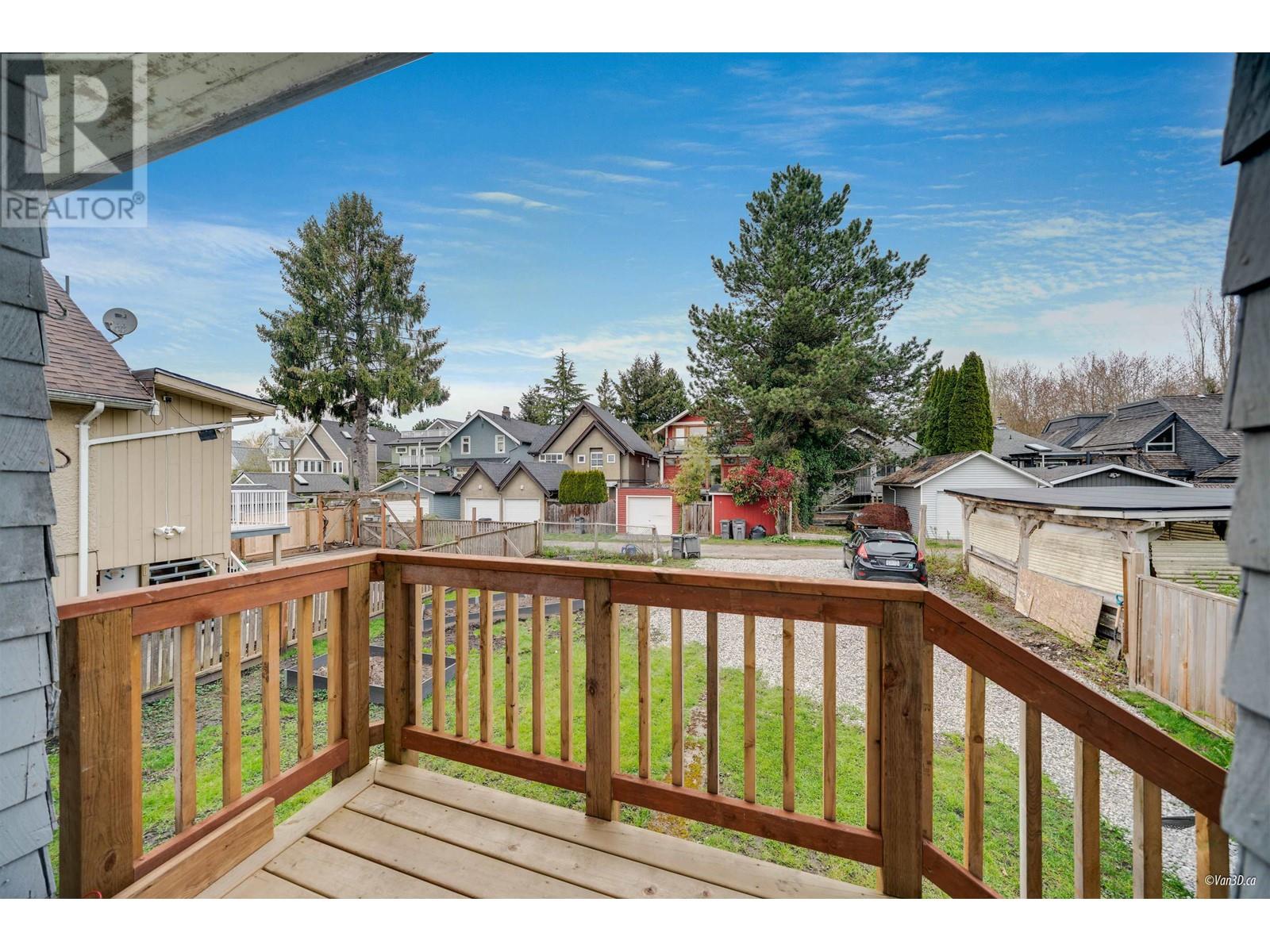 Photo 37 of 3425 W 8th Avenue, Vancouver BC