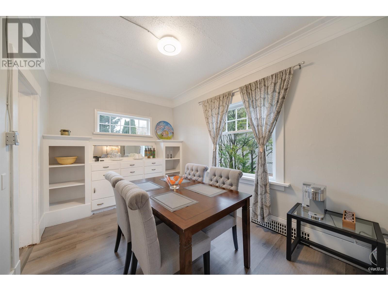 Photo 9 of 3425 W 8th Avenue, Vancouver BC