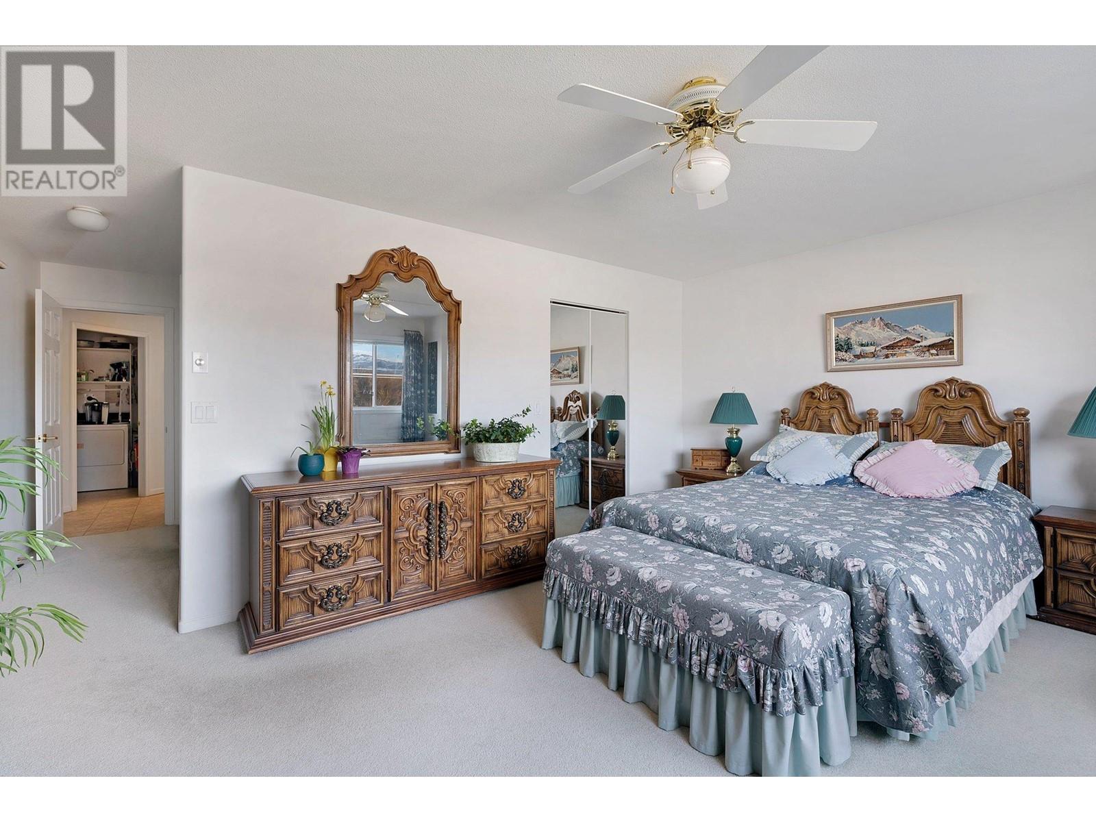302 940 Glenwood Avenue, Kelowna