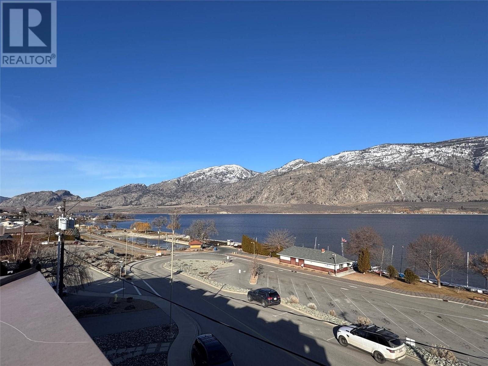 8032 SPARTAN Drive, Osoyoos