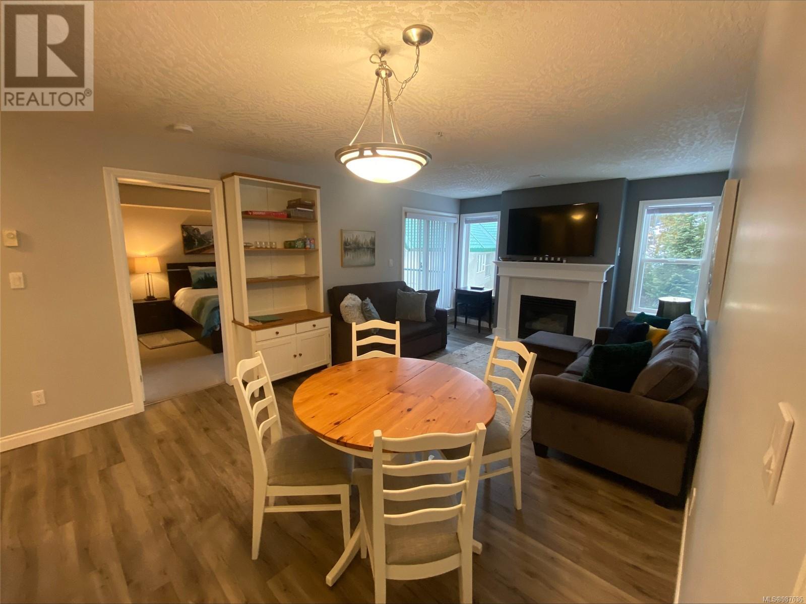 203 1340 Henry Rd, Courtenay real estate listing 987636