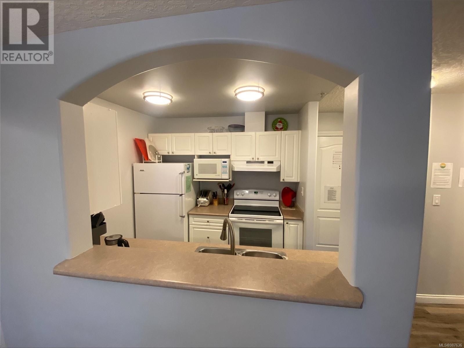 203 1340 Henry Rd, Courtenay real estate listing 987636