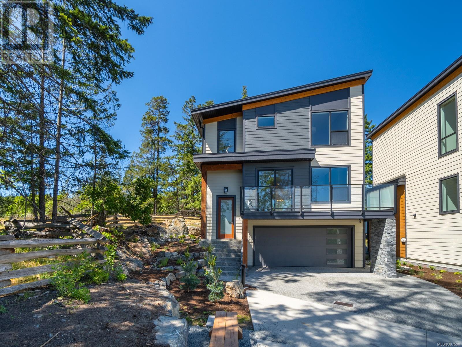 109 1217 Manzanita Pl, Nanaimo