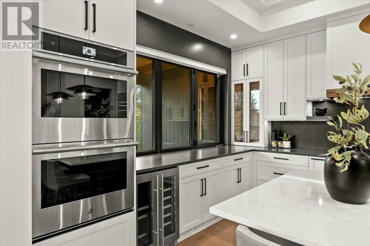  124 Wildsong Crescent West, Vernon