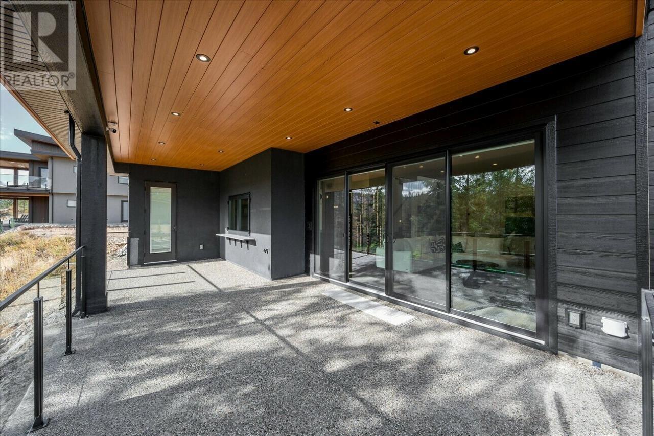  124 Wildsong Crescent West, Vernon