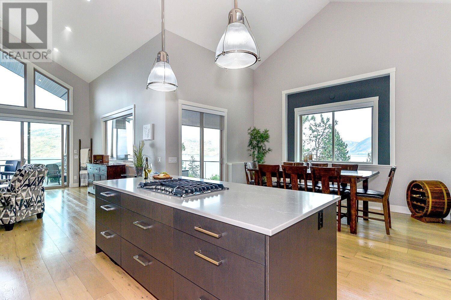 1 6267 Sundstrom Court, Peachland
