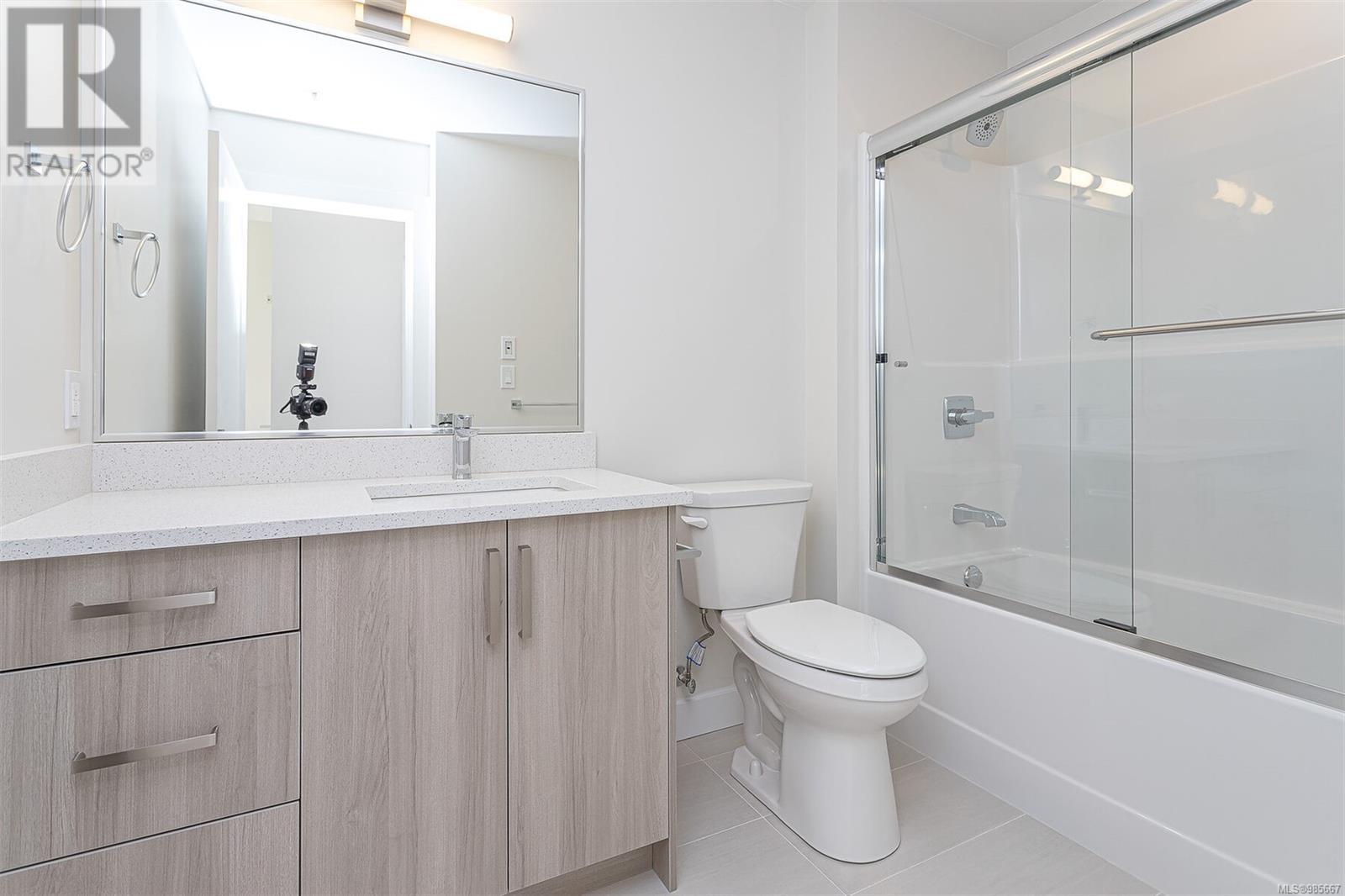 #203 924 JENKINS AVE - Image 8