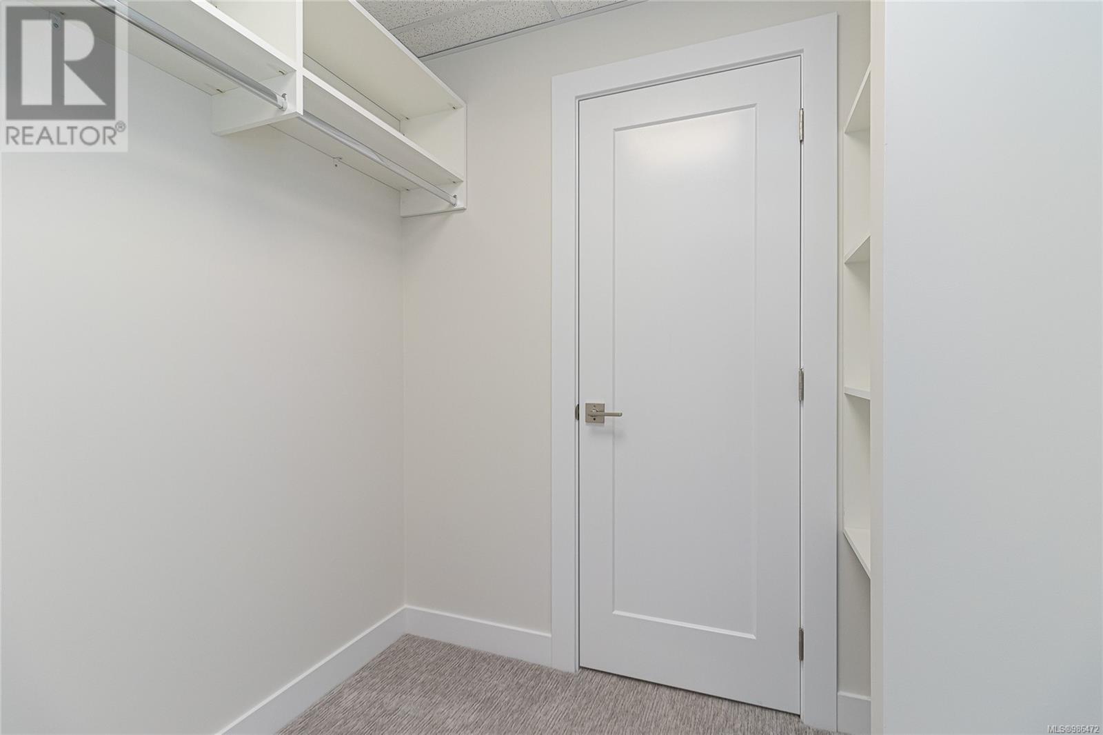 405 918 Jenkins Ave, Langford real estate listing 986472