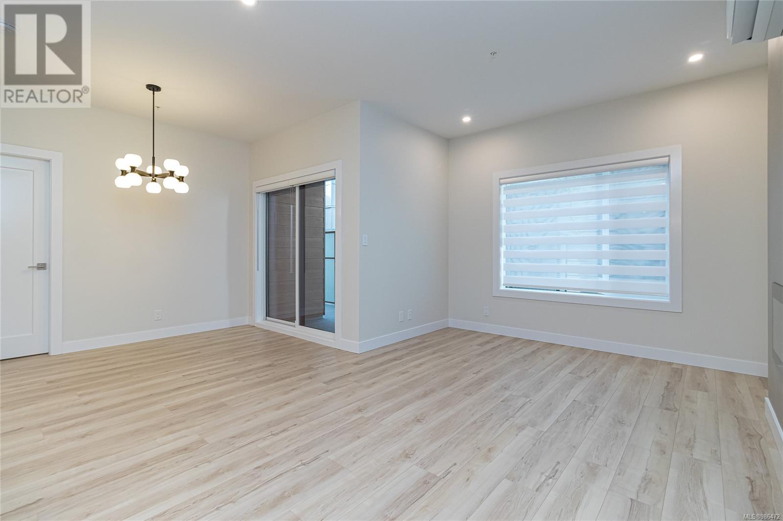 405 918 Jenkins Ave, Langford real estate listing 986472