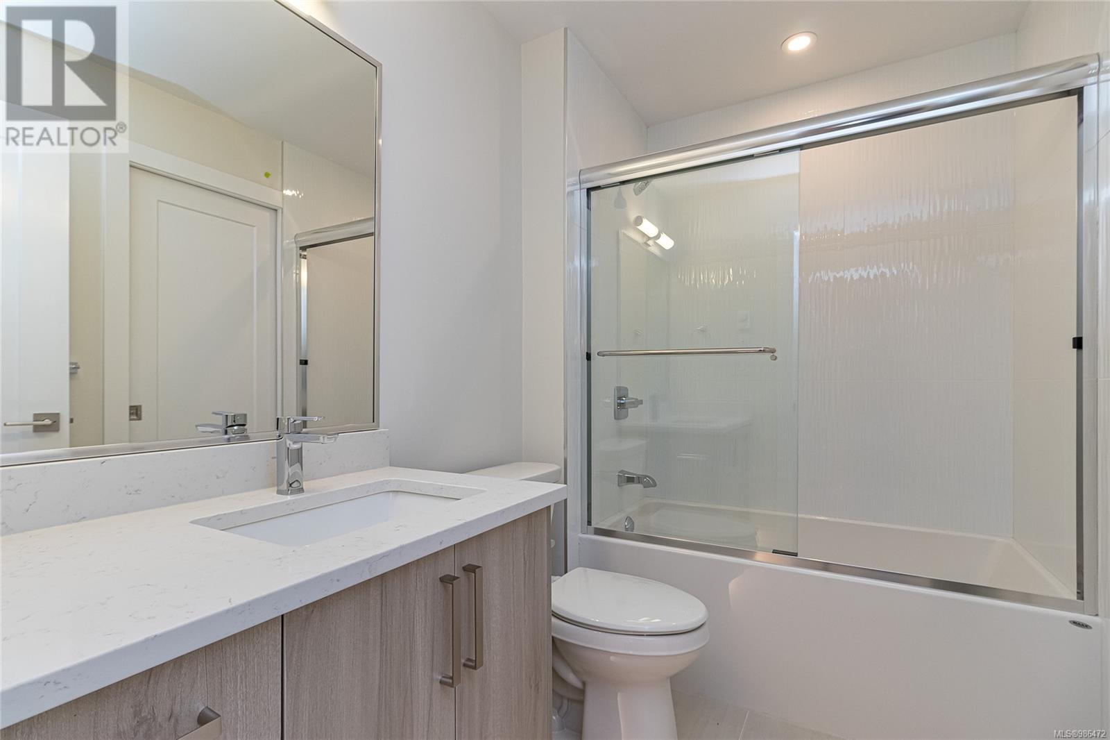405 918 Jenkins Ave, Langford real estate listing 986472