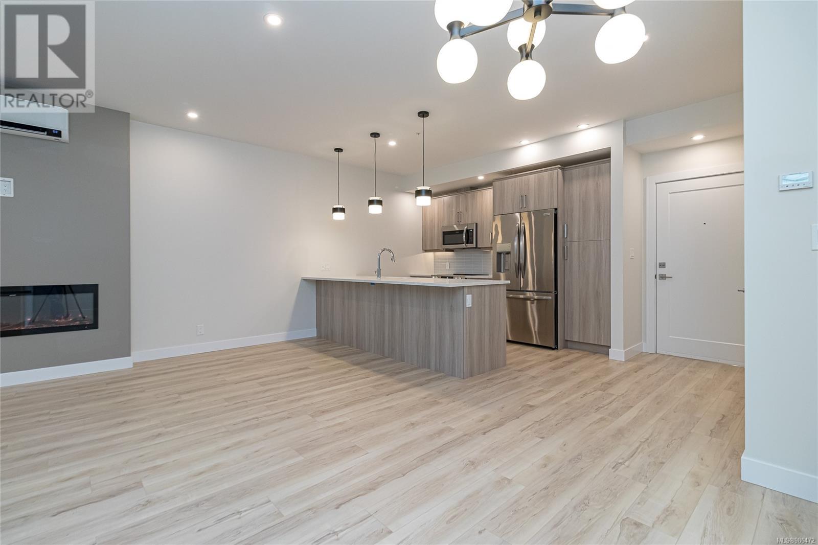 405 918 Jenkins Ave, Langford real estate listing 986472