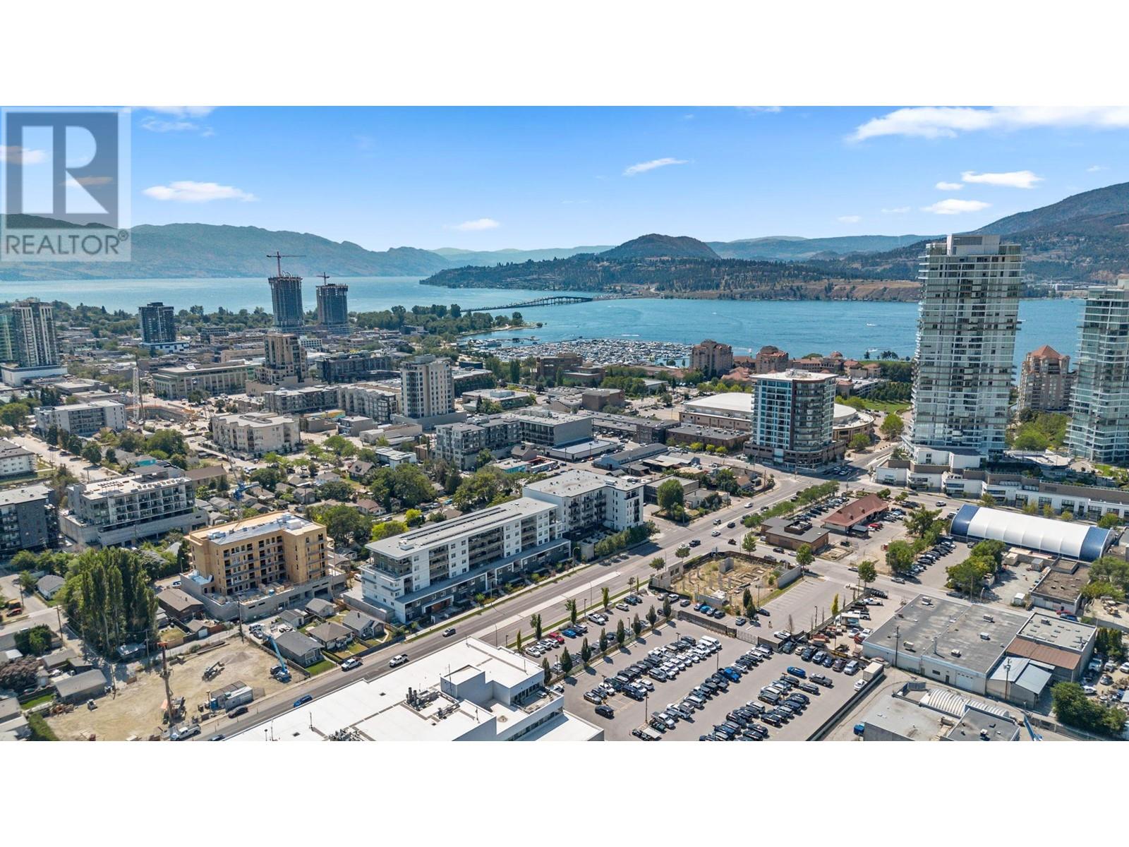 204 1215 St. Paul Street, Kelowna