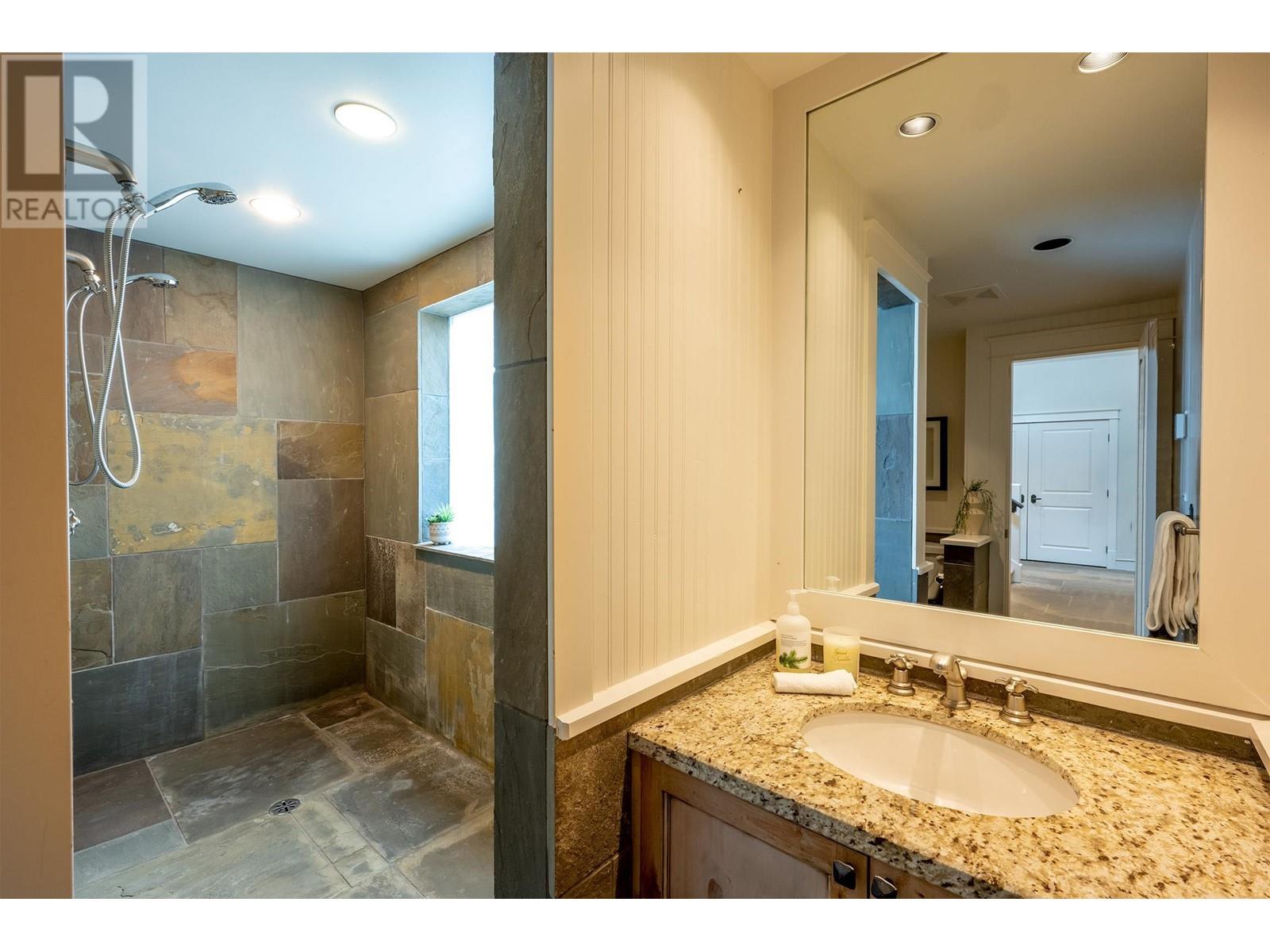 7313 FITZSIMMONS ROAD SOUTH, Whistler real estate listing R2964871