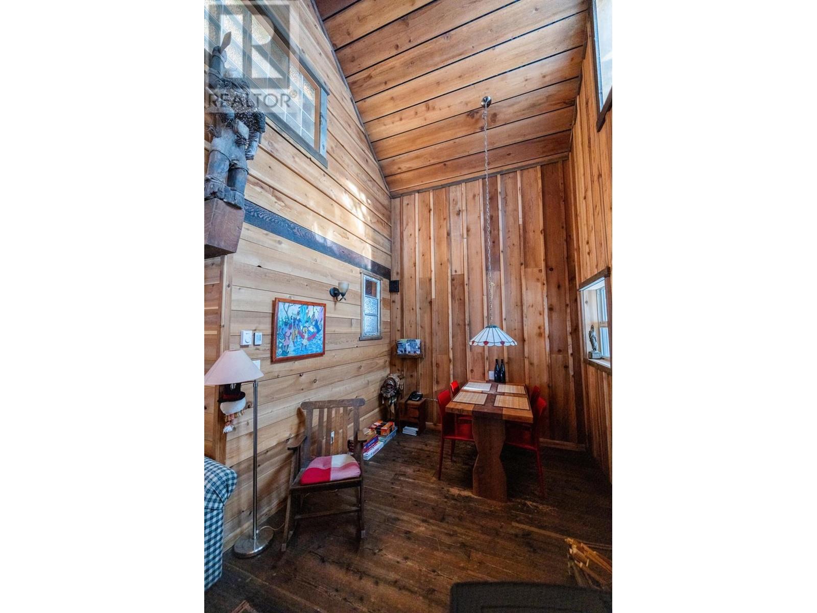Photo 11 of 6225 Porto Rico Ymir Road, Ymir BC