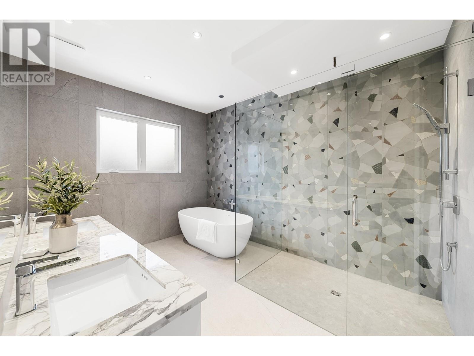 6559 AZURE ROAD, Richmond