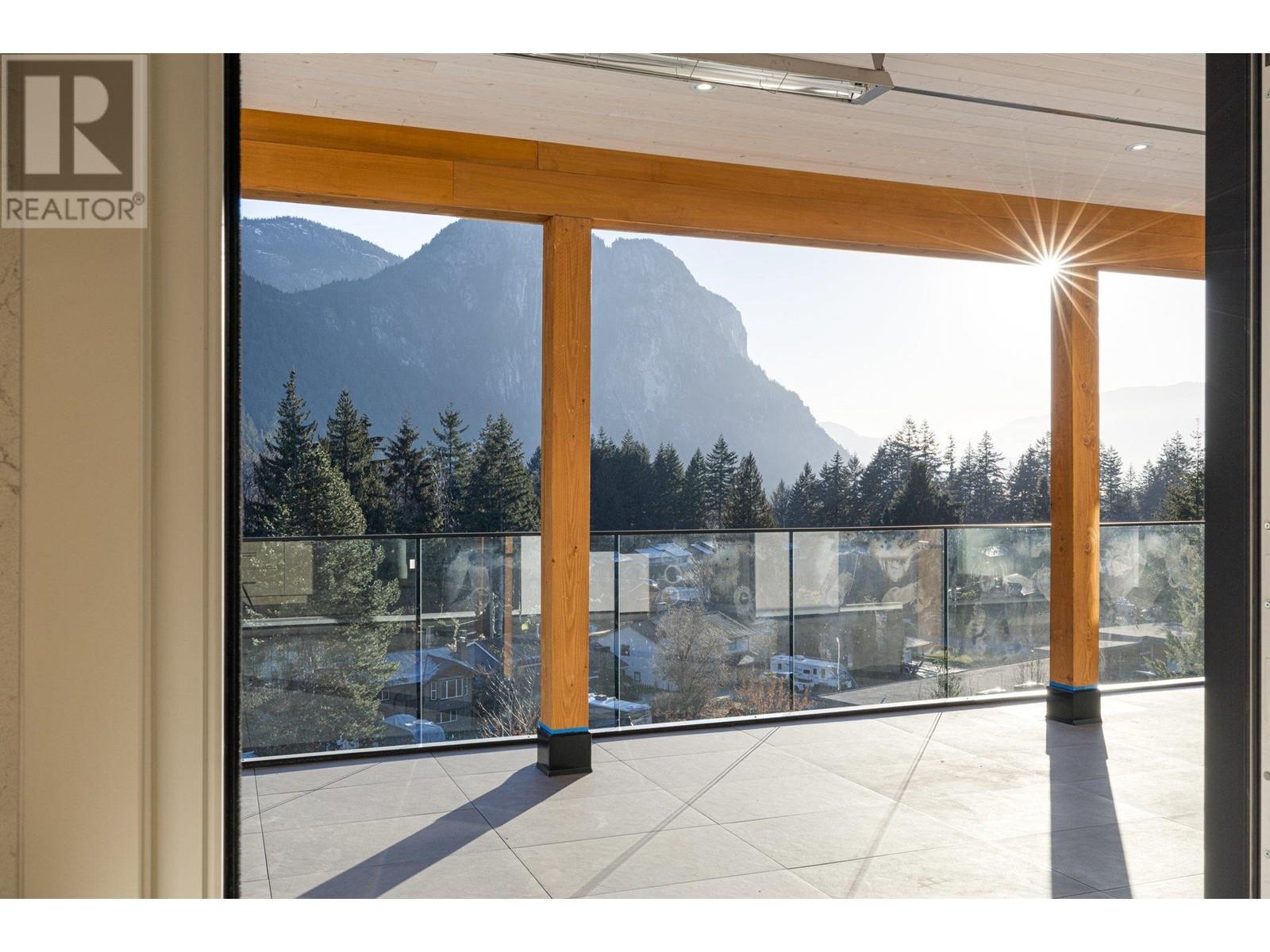 2216 WINDSAIL PLACE, Squamish real estate listing R2964106