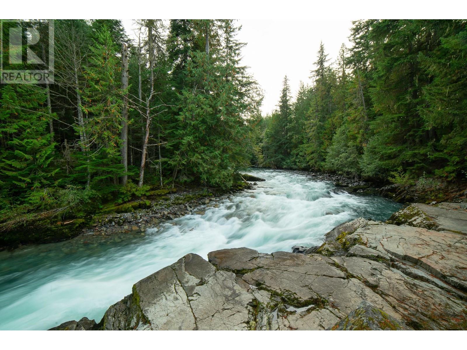 1726 RIVER RUN PLACE, Whistler real estate listing R2964919
