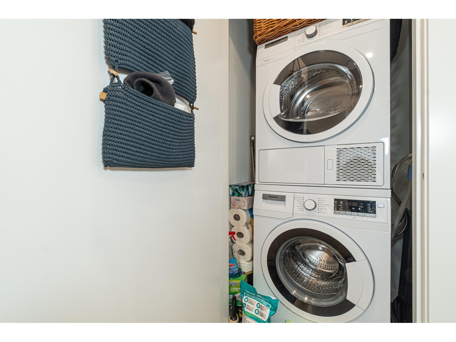 2007 13685 102 AVENUE, Surrey