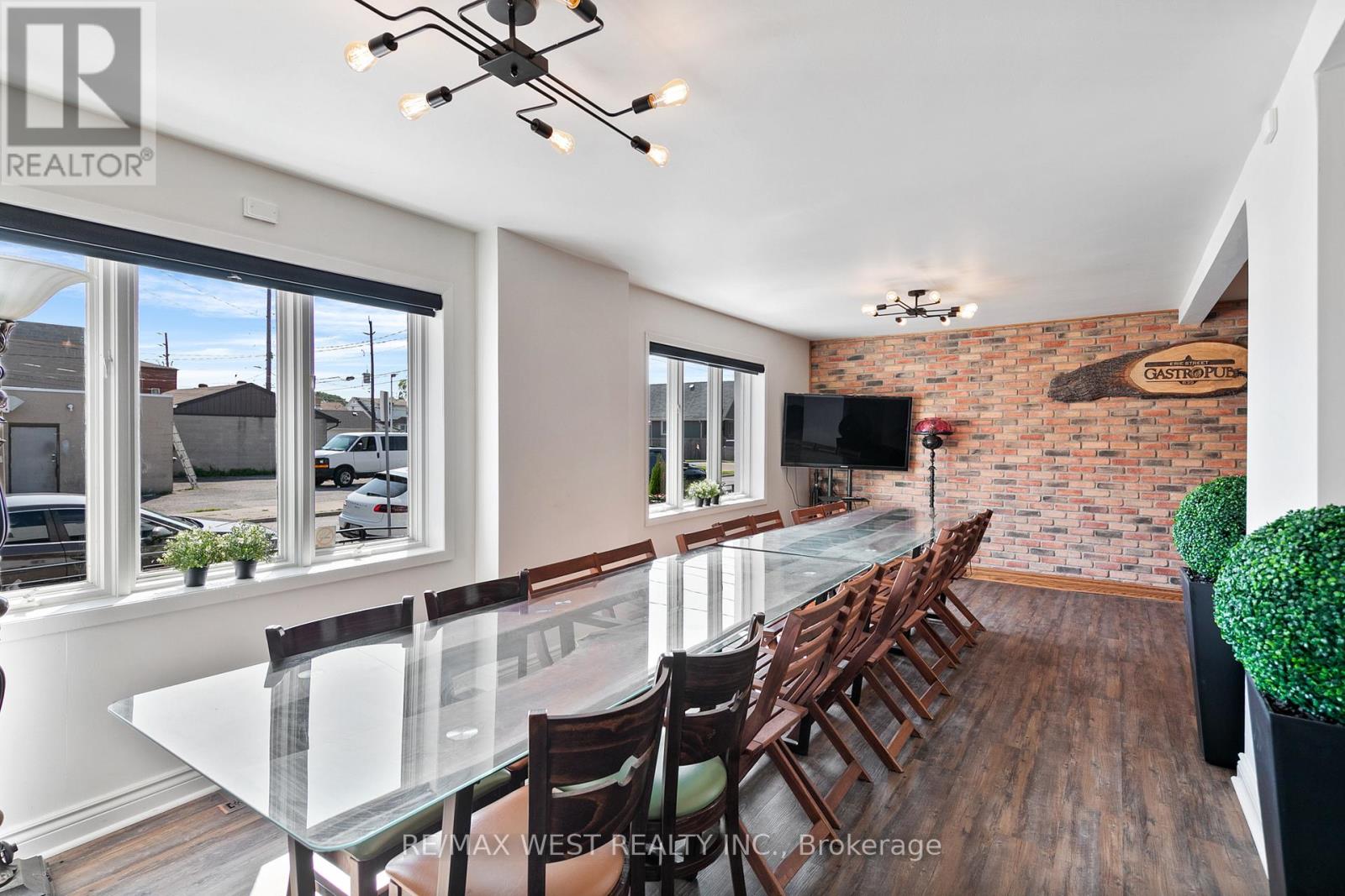 Photo 7 of 839 Erie Street E, Windsor ON