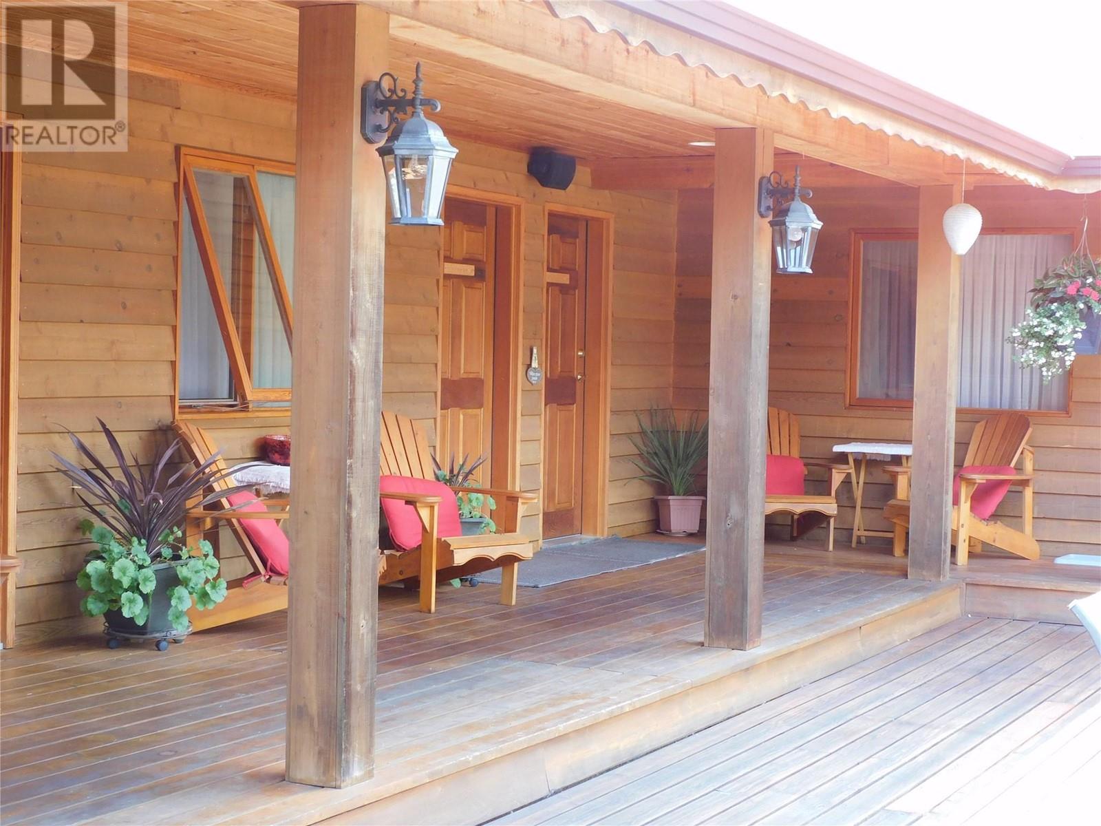 5177 CLEARWATER VALLEY Road, Clearwater