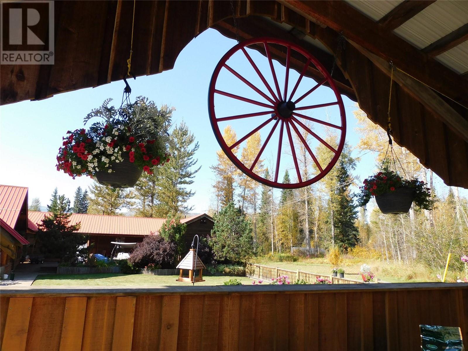 5177 CLEARWATER VALLEY Road, Clearwater