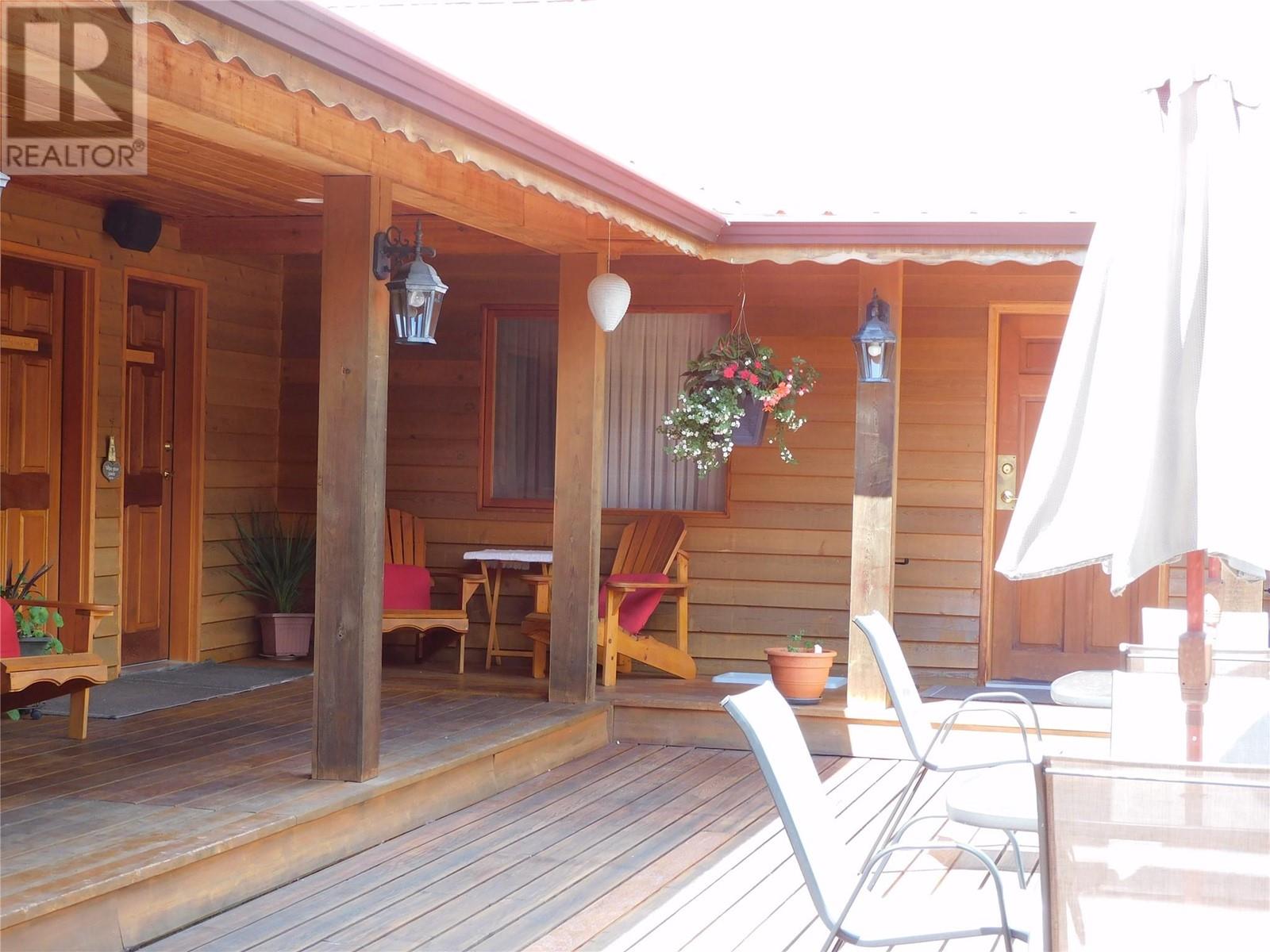 5177 CLEARWATER VALLEY Road, Clearwater